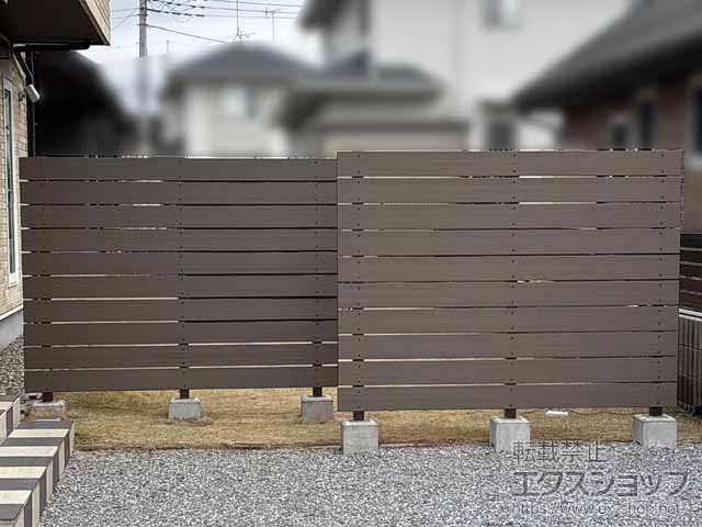 栃木県さくら市のFandFのフェンス・柵・塀 現場組立フェンス ニコボード 140サイズ 高尺タイプ NiCO BOARD H1500 板10段隙間10mm 施工例
