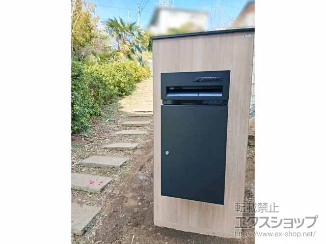 LIXIL(リクシル)のポスト・門柱・宅配ボックス 機能門柱FK セット1 施工例