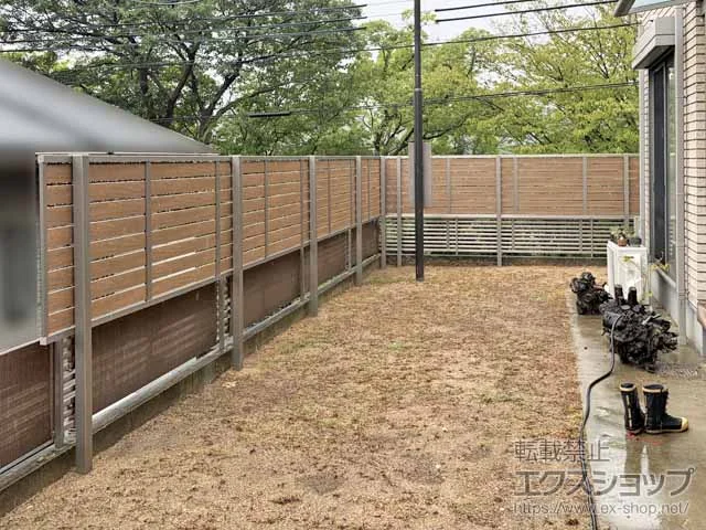 Value Selectのフェンス・柵・塀 モクハイフェンス 多段柱施工　*パネル1段 施工例