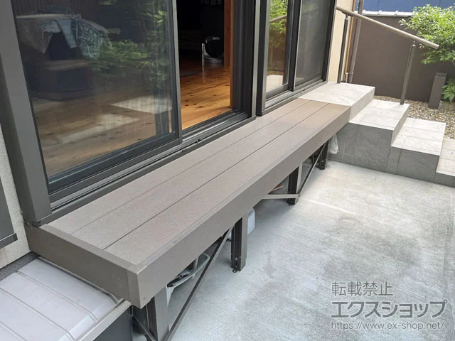 LIXIL(リクシル)のウッドデッキ 樹ら楽 プレーンタイプ 施工例