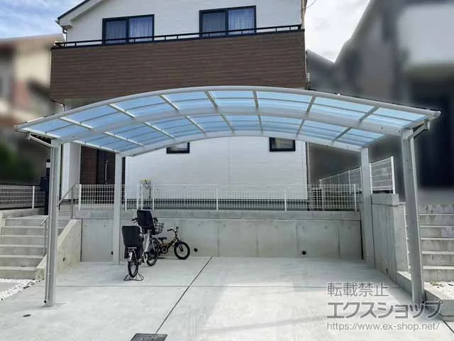 YKKAPのカーポート アリュース 600タイプ 2台用 積雪～20cm対応 施工例