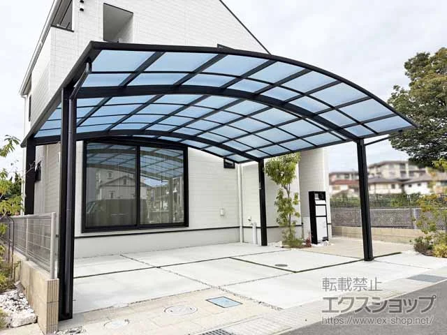YKKAPのカーポート アリュース 600タイプ 2台用 積雪～20cm対応 施工例