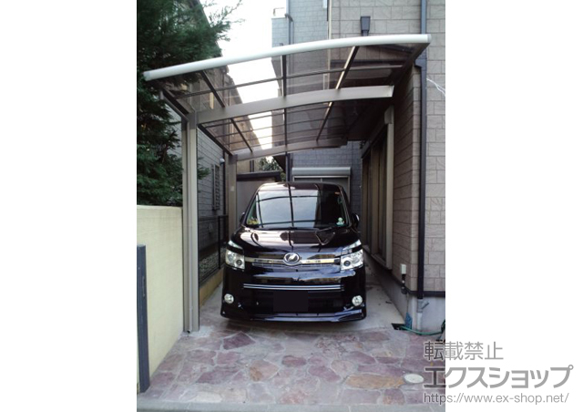 東京都葛飾区のLIXIL リクシル（トステム）のカーポート カーブポートシグマIII　積雪〜30cm対応 施工例
