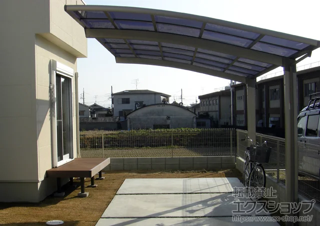 奈良県香芝市ののウッドデッキ、カーポート カーブポートシグマIII 積雪～30cm対応 施工例