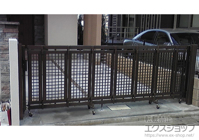 東京都武蔵野市ののカーゲート シャレオ伸縮3型 ノンレール 片開き 施工例
