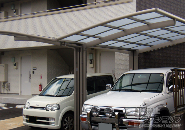 愛知県豊田市のLIXIL リクシル（トステム）のカーポート カーブポートシグマIII Y合掌 積雪〜30?対応 施工例