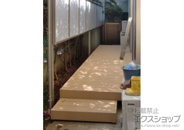 東京都目黒区ののウッドデッキ リウッドデッキII 連棟 施工例