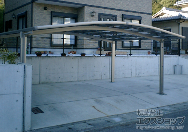 徳島県阿南市のLIXIL リクシル（トステム）のカーポート カーブポートシグマIII   ワイド 積雪〜30cm対応 施工例