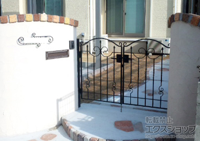 香川県高松市のの門扉 トラディシオン門扉1型 両開き 門柱使用 施工例