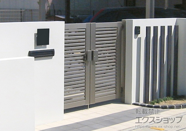 兵庫県姫路市のの門扉 プリレオR3型門扉　両開き　柱仕様 施工例