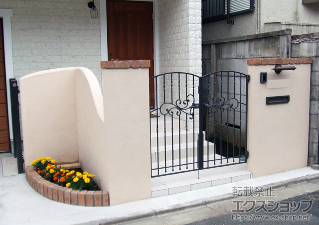 東京都目黒区のの門扉 ローシェン5型 両開き 埋込使用 施工例