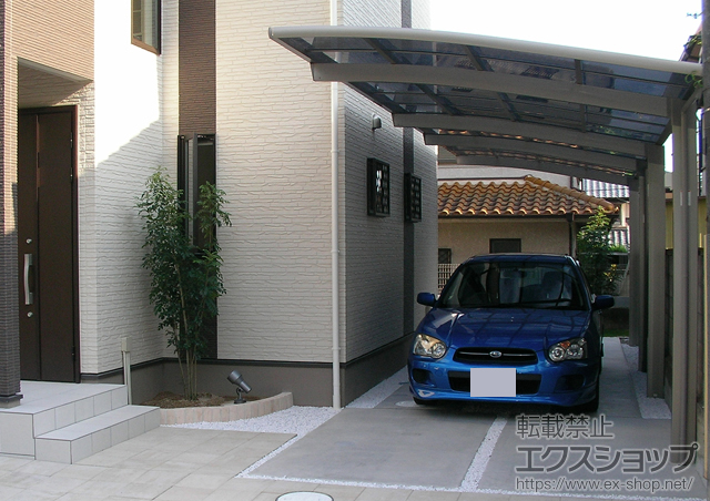 兵庫県宝塚市のLIXIL リクシル（トステム）のカーポート カーブポートシグマIII縦連棟 積雪〜30cm対応 施工例