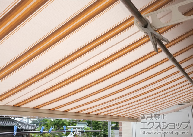 千葉県松戸市のLIXIL リクシル（トステム）のオーニング・日よけ 彩鳥CR型 ボックスタイプ リモコン式 施工例