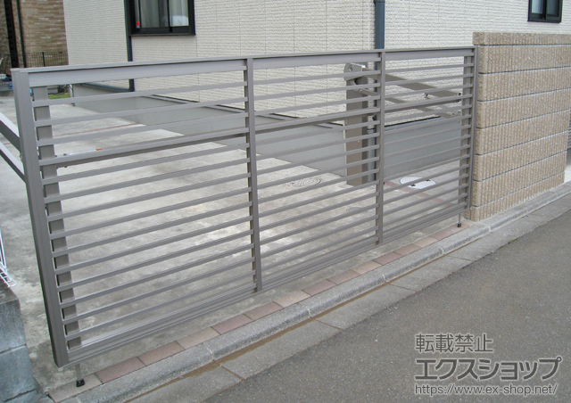 神奈川県相模原市ののカーゲート オーバードアR1型 施工例