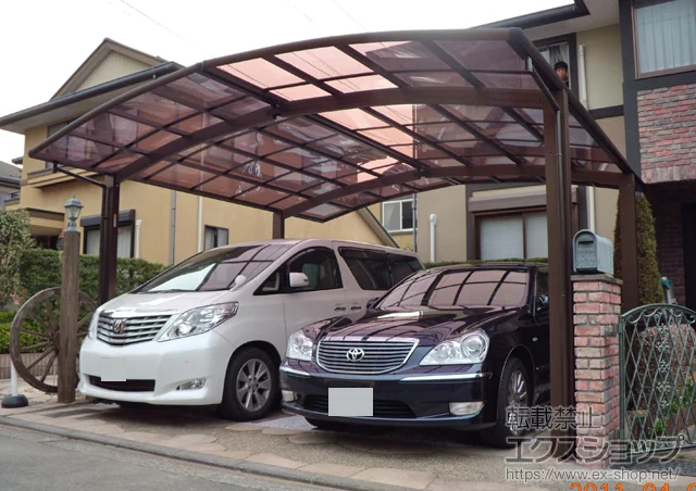 神奈川県横浜市のYKKAPのカーポート レイナポート M合掌 積雪〜20cm対応 施工例