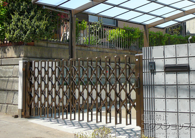 神奈川県厚木市ののカーゲート アルピタHG ノンキャスター 片開き 施工例