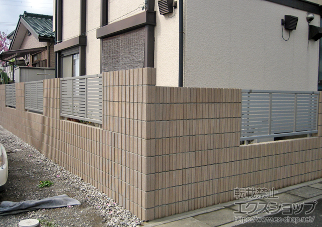 埼玉県久喜市ののフェンス・柵 エクスラインフェンス　5型　自由柱タイプT-50 施工例