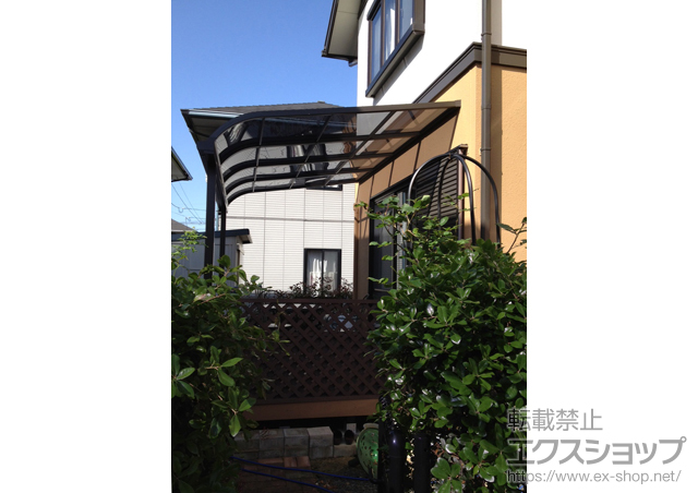 長崎県佐世保市のLIXIL リクシル（トステム）のテラス屋根 ライザーテラスII R型 テラスタイプ 単体　積雪〜20?対応 施工例