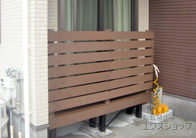 福岡県春日市ののウッドデッキ リウッドデッキ200　Sタイプ＋リウッドデッキフェンス3型 施工例