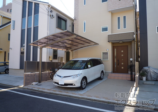 愛知県名古屋市のLIXIL リクシル（トステム）のカーポート カーブポートシグマIII 積雪〜30?対応 施工例