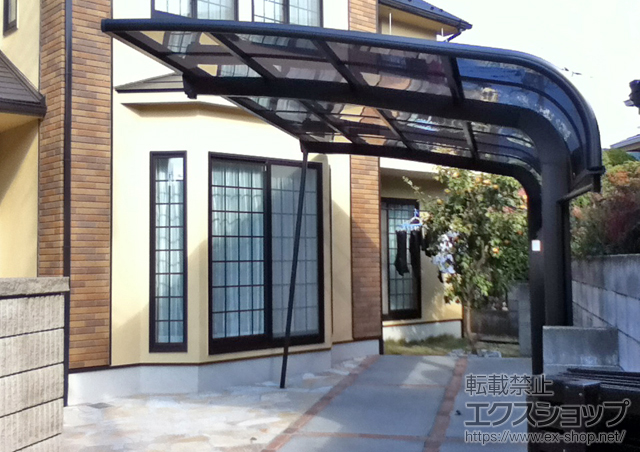 神奈川県相模原市のLIXIL リクシル（トステム）のカーポート テールポートシグマ? 積雪〜30?対応 施工例