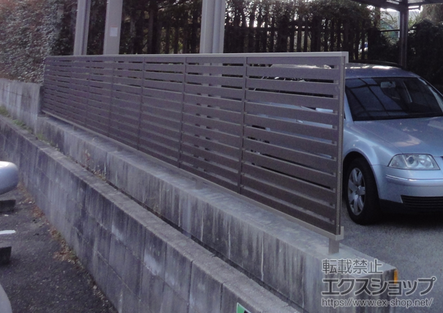 愛知県名古屋市ののフェンス・柵 ライフモダンII B3型フェンス 複合色　フリーポールタイプ 施工例