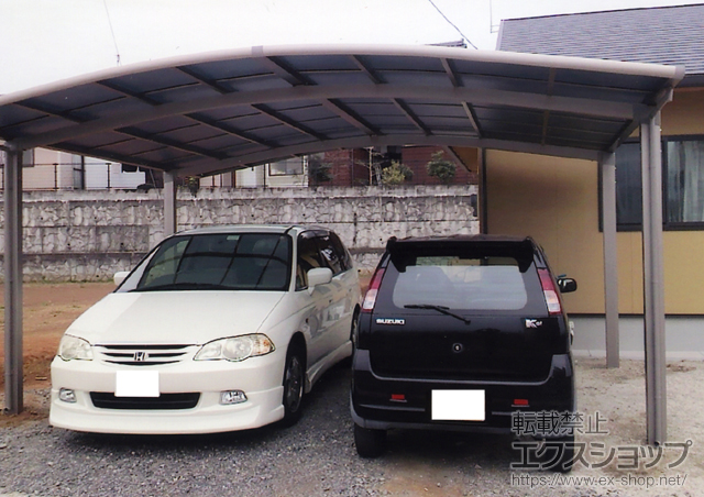 熊本県玉名市のLIXIL リクシル（トステム）のカーポート カーブポートシグマIII ワイド 積雪〜30cm対応 施工例