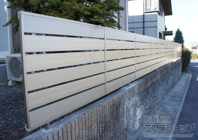 滋賀県大津市ののフェンス・柵 ライフモダンII YS型フェンス 単色 施工例