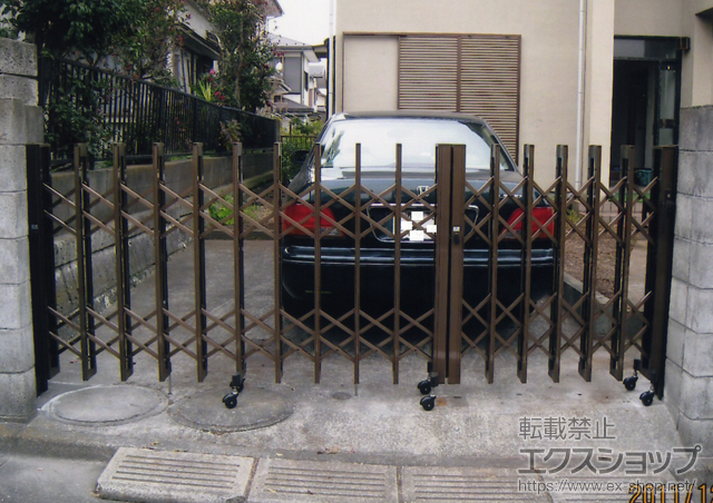 神奈川県横浜市ののカーゲート アルシャインII MW型Aタイプ ノンレール 片開き親子140+210SP 施工例