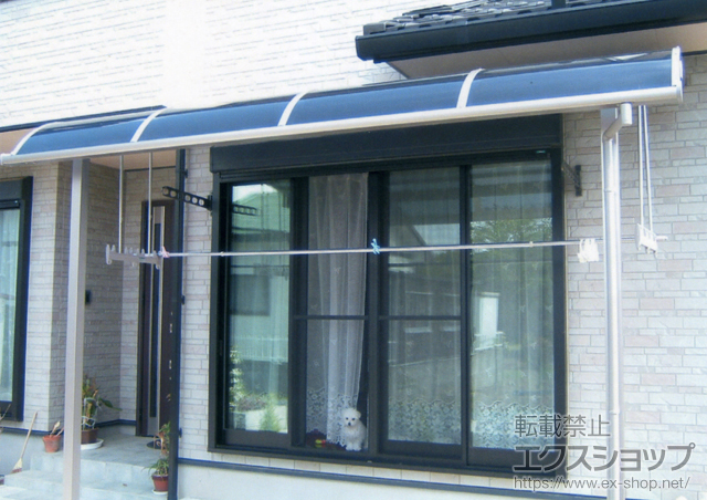 静岡県浜松市のLIXIL リクシル（トステム）のテラス屋根 ライザーテラスII R型 単体 テラスタイプ 積雪〜20cm対応 施工例