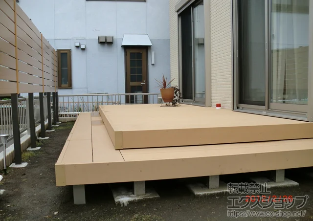 �_�ސ쌧���Ԏs��YKKAP�̃E�b�h�f�b�L ���E�b�h�f�b�L 200 �P�́@�i���d�l �{�H��