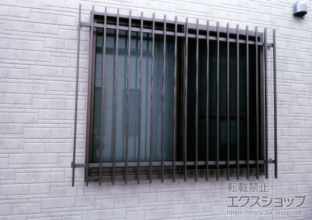埼玉県川口市のLIXIL リクシル（トステム）の面格子・窓格子 アルミ面格子 Ａ型 施工例