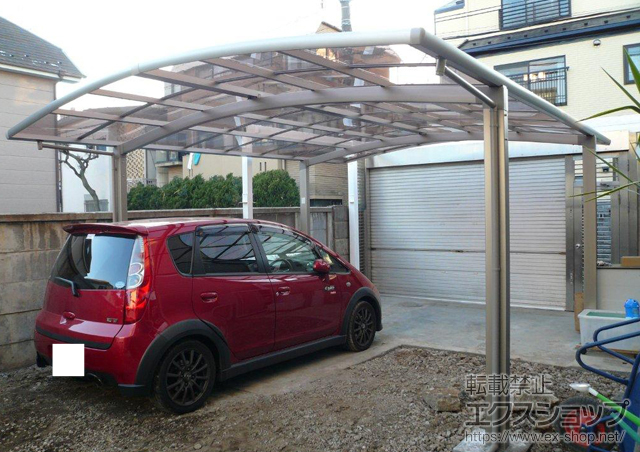 東京都中野区のLIXIL リクシル（トステム）のカーポート カーブポートシグマIII ワイド 積雪〜30cm対応 施工例