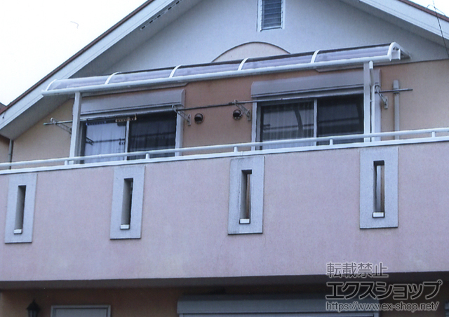東京都武蔵村山市のLIXIL リクシル（トステム）のバルコニー・ベランダ屋根 ライザーテラスII R型 単体 屋根タイプ 積雪〜20cm対応 施工例