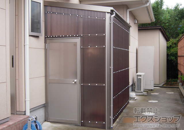 千葉県南房総市のLIXIL リクシル（トステム）のストックヤード フリーヤード ドアタイプ 施工例