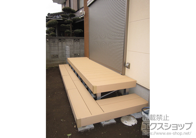 埼玉県さいたま市ののウッドデッキ リウッドデッキ 200 単体　段床仕様+段床仕様 施工例