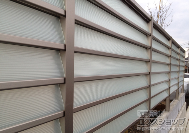 東京都八王子市ののフェンス・柵 サニーブリーズフェンスS型 間仕切りタイプ 施工例