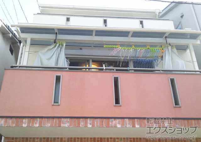 大阪府守口市のYKKAPのバルコニー・ベランダ屋根 ヴェクターテラス R型 屋根タイプ 単体 積雪～20cm対応 施工例