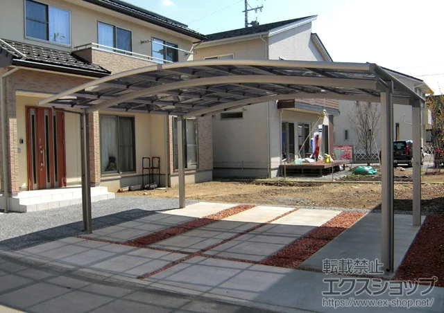 長野県松本市のLIXIL リクシル（トステム）のカーポート カーブポートシグマIII ワイド 積雪～30cm対応 施工例