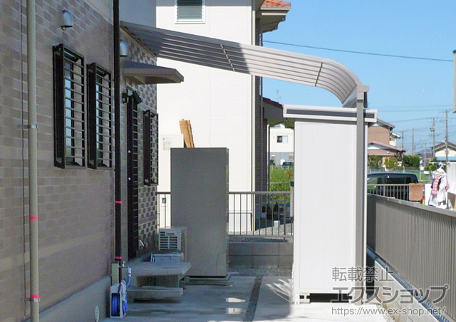 静岡県浜松市のLIXIL リクシル（トステム）のテラス屋根 ライザーテラスII R型 テラスタイプ 単体 積雪〜20cm対応 施工例