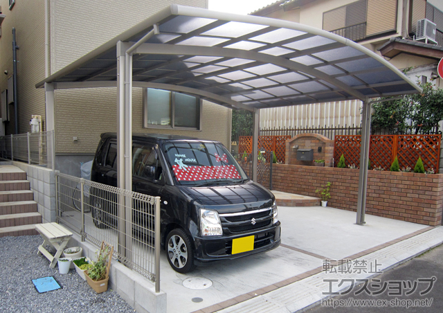 千葉県柏市のLIXIL リクシル（トステム）のカーポート カーブポートシグマIII ワイド　積雪〜30cm対応 施工例