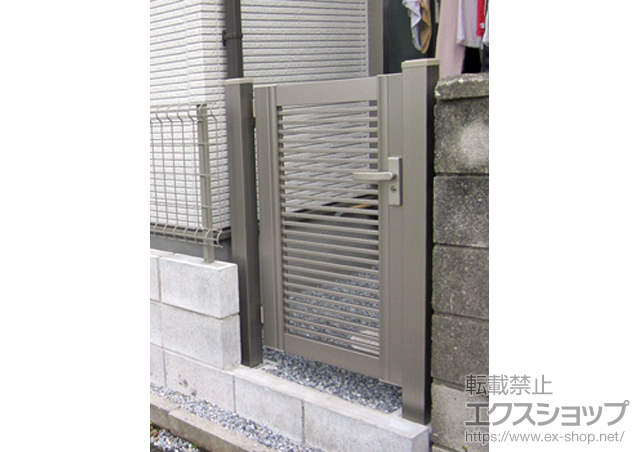 埼玉県三郷市のの門扉 プリレオR1型 片開き 柱使用 施工例