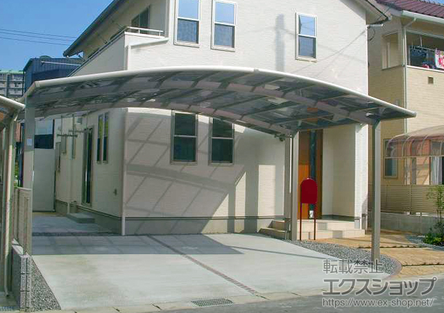 広島県東広島市のLIXIL リクシル（トステム）のカーポート カーブポートシグマIII ワイド 積雪〜30?対応 施工例