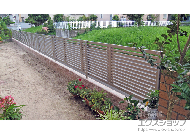 大分県杵築市ののフェンス・柵 シャレオＲ10型フェンス 施工例