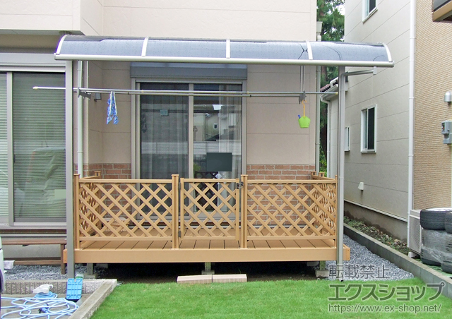 栃木県小山市のLIXIL リクシル（トステム）のテラス屋根 ライザーテラスII R型 テラスタイプ 積雪〜20cm対応 施工例