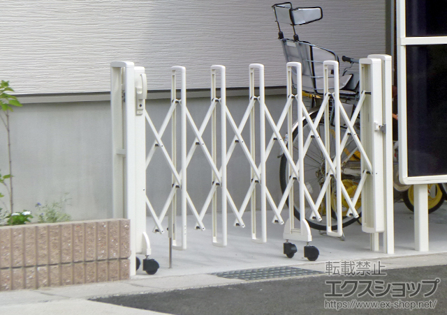 愛知県岡崎市ののカーゲート レイオス5型 ノンレール 片開き 施工例