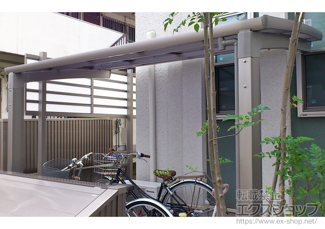 東京都小平市のLIXIL リクシル（トステム）のサイクルポート・駐輪場 カーブパークシグマIII オープンタイプ 積雪〜30cm対応 施工例