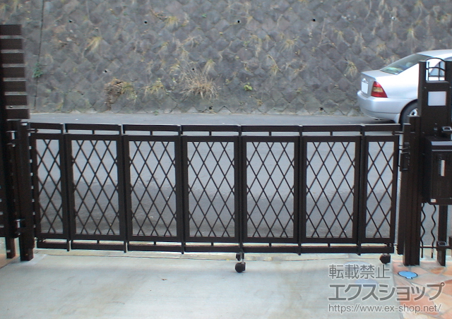 神奈川県横浜市ののカーゲート エクスライン伸縮ゲート4型 施工例