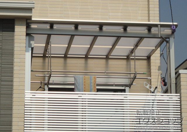 愛知県名古屋市のLIXIL リクシル（トステム）のバルコニー・ベランダ屋根 パワーアルファ F型 屋根タイプ 単体 積雪〜30?対応 施工例