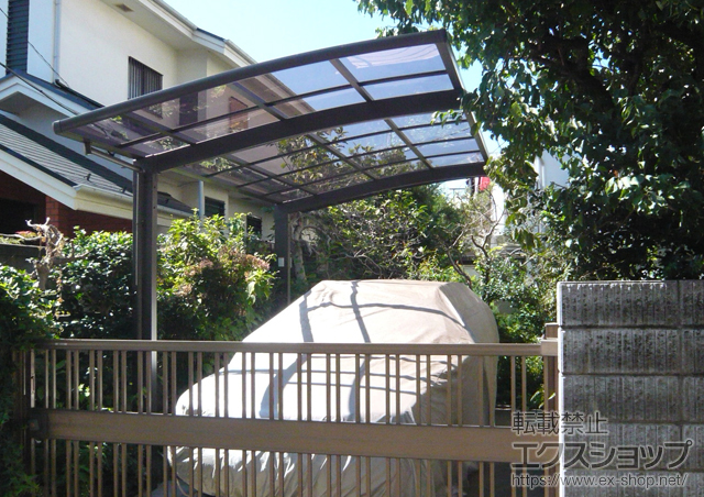 東京都調布市のLIXIL リクシル（トステム）のカーポート カーブポートシグマIII 積雪〜30cm対応 施工例